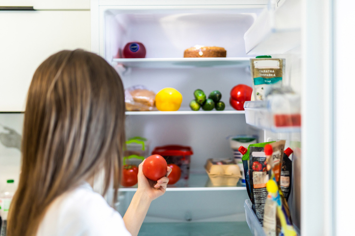 6 Ways to Keep Mold from Taking Over Your Fridge