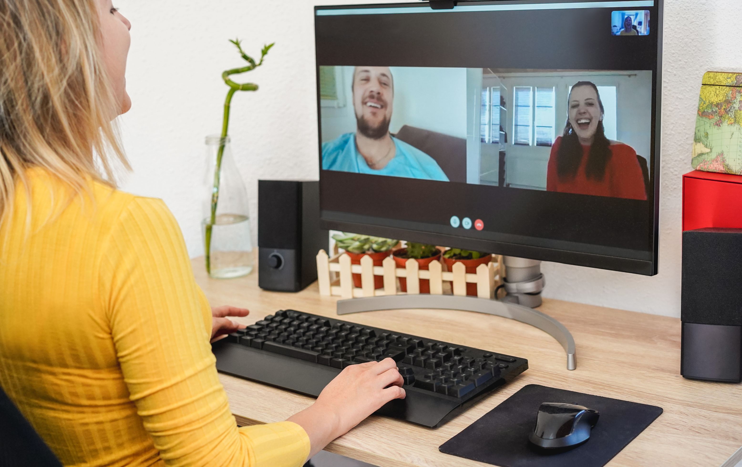The Best Online Games To Play With Your Friends Over Zoom Video Calls